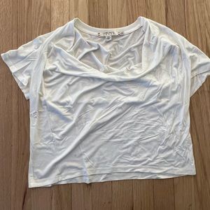 alice + olivia white tee short sleeve cowl neck T-shirt size M